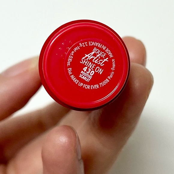 MAKE UP FOR EVER Rouge Artist lipstick-Shine On 430 Positive Scarlet (3.2g) - Picture 5 of 9